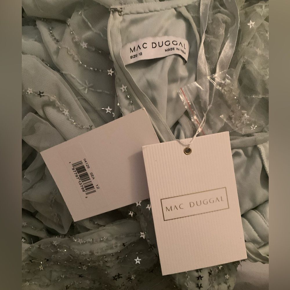 MAC DUGGAL 94128 Green Embellished Bow Flutter Sleeve A Line Midi Dress - Picture 16 of 16